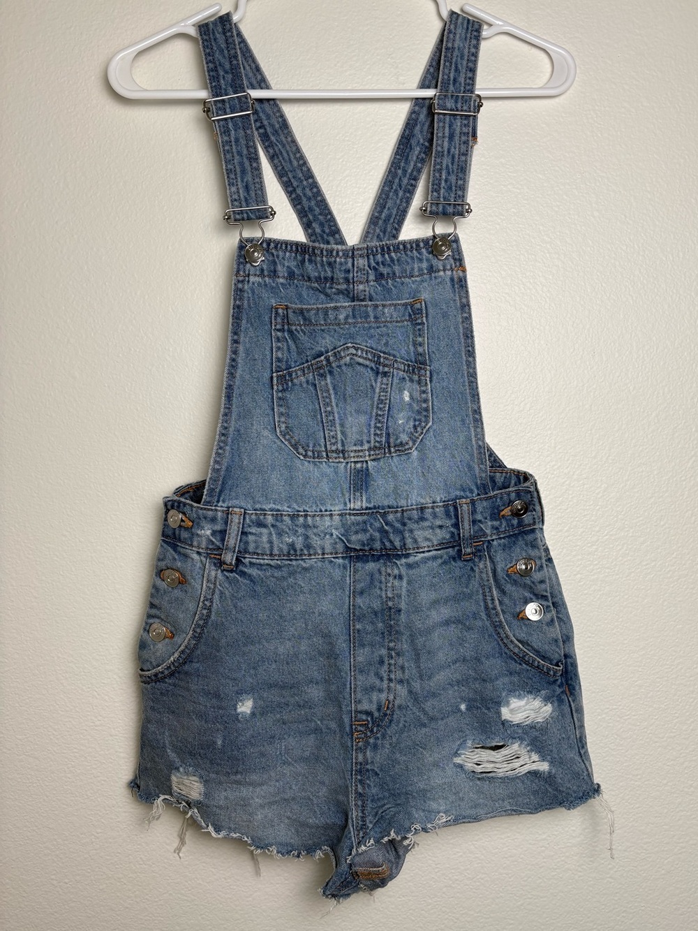 H&M Light Blue Distressed Denim Shortalls Size 8 NWT